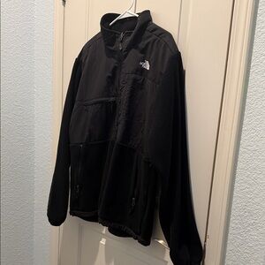 The North Face Men's Black Performance Jacket